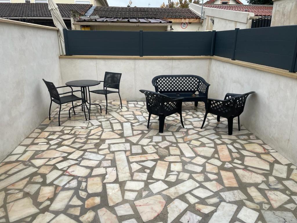 Residence Chene- 15 Mn De Paris Et 05 Mn D'Orly Aeroport Viry-Châtillon Екстериор снимка
